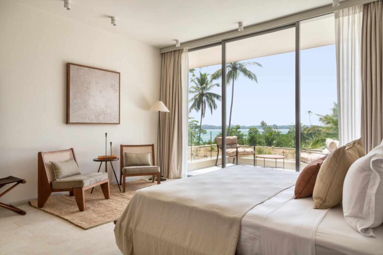 4 tri sunset villa interior